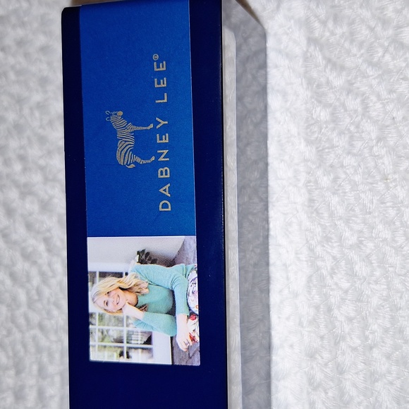 👙 "Dive Deeper" motivational desk placard sign. Clear acrylic with navy blue. - Picture 5 of 13